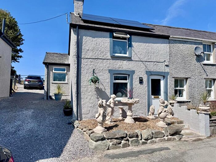 2 Bedroom Semi-Detached House For Sale In Pandy Tudur, LL22