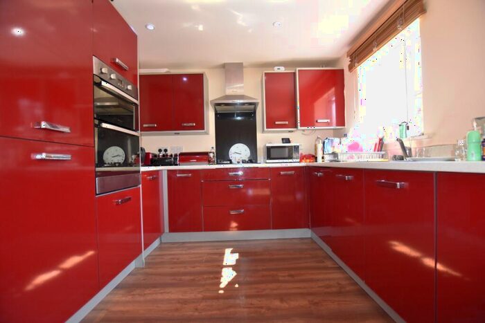 3 Bedroom Town House To Rent In Teasel Way, Hampton, Peterborough, PE7