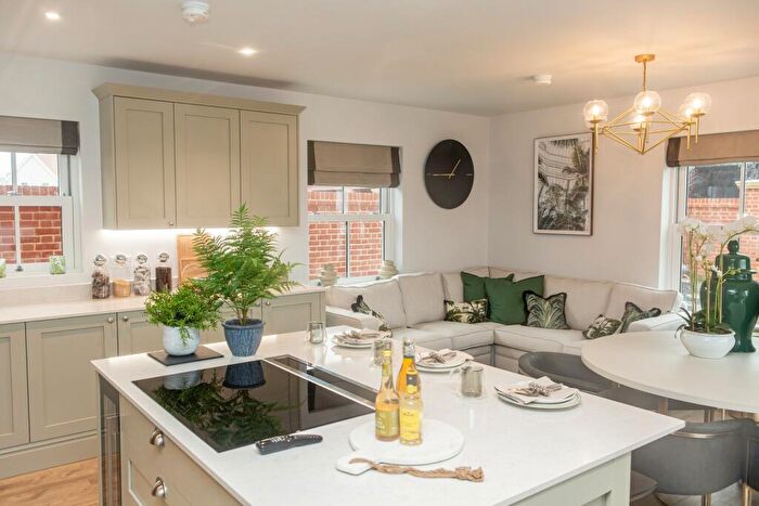 5 Bedroom Detached House For Sale In Manningtree Park, Mistley, Manningtree, CO11