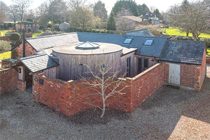 2 Bedroom Detached House For Sale In High Penn, Calne, SN11