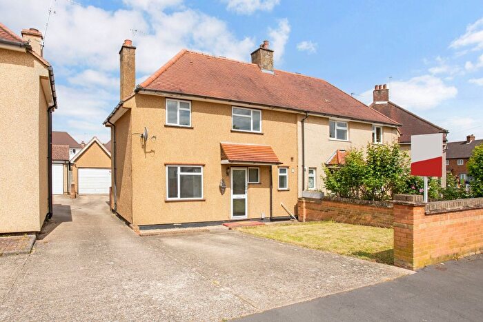 3 Bedroom Semi-Detached House To Rent In Fotherley Road, Mill End, Rickmansworth, WD3