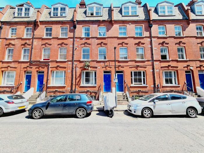 Studio To Rent In Settles Street, London, E1