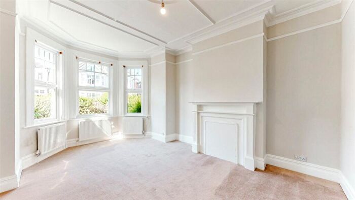 1 Bedroom Apartment To Rent In Melrose Avenue, London, NW2