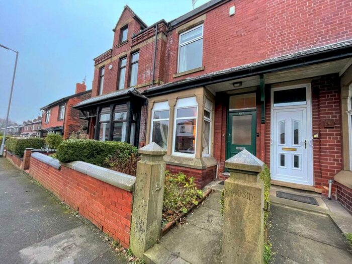 3 Bedroom Terraced House To Rent In Middleton Road, Chadderon, OL9