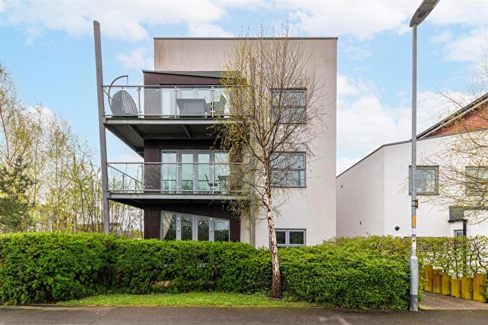 2 Bedroom Flat For Sale In Winters Pass, Gateshead, NE8