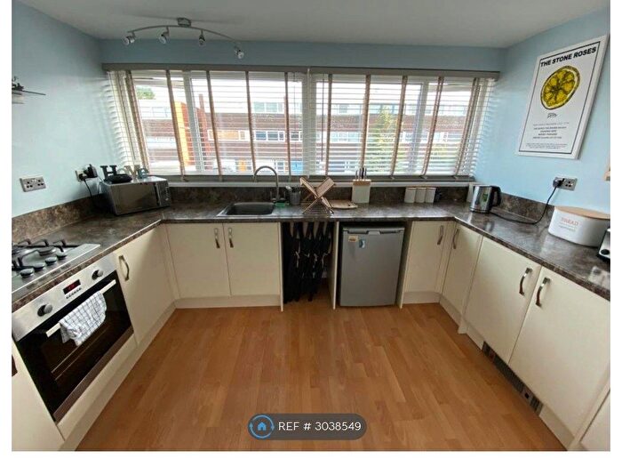 3 Bedroom End Of Terrace House To Rent In Merton Close, Oldbury, B68