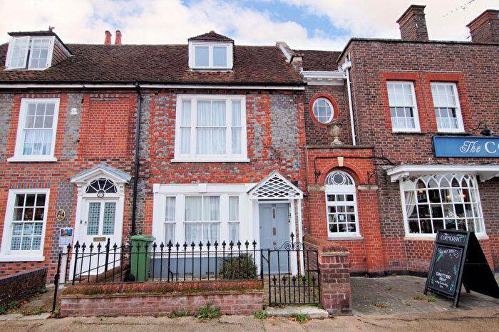 3 Bedroom Terraced House For Sale In Castle Street, Portchester, PO16