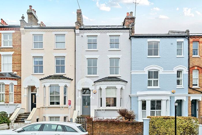 5 Bedroom Terraced House For Sale In The Chase, London, SW4