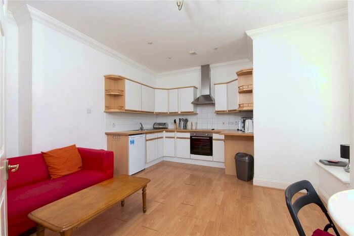 1 Bedroom Apartment To Rent In Madeira Street, Leith, Edinburgh, EH6