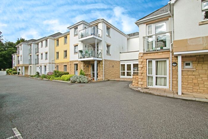 1 Bedroom Flat For Sale In Tregolls Road, Truro, Cornwall, TR1