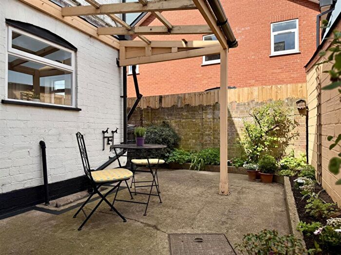 2 Bedroom End Of Terrace House For Sale In Stanhope Street, Hereford, HR4