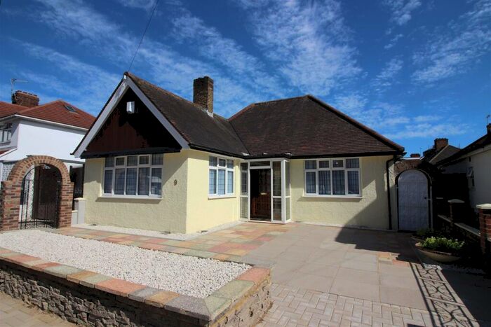 3 Bedroom Bungalow To Rent In Bovingdon Avenue, Wembley, HA9