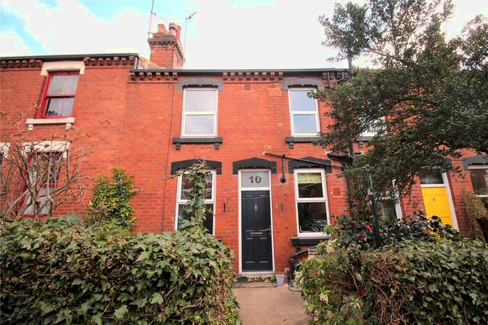1 Bedroom Terraced House To Rent In Highbury Road, Meanwood, Leeds, LS6