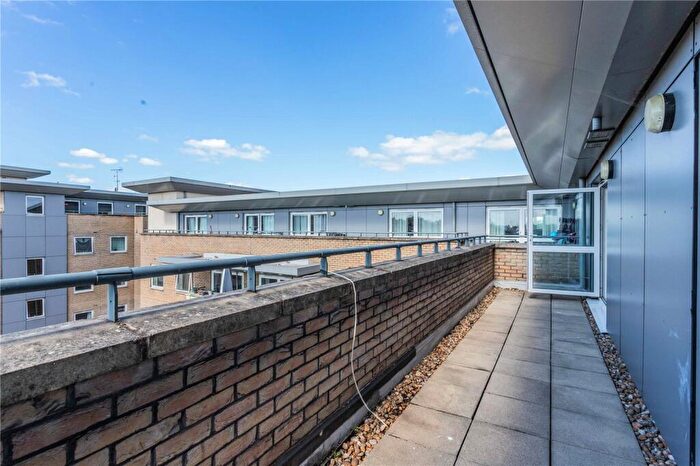 1 Bedroom Apartment For Sale In Gean Court, Cline Road, London, N11
