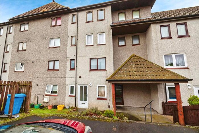 2 Bedroom Flat To Rent In Melbourne Street, Livingston, West Lothian, EH54