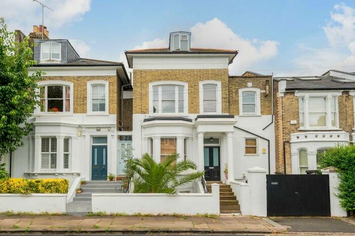 5 Bedroom Property To Rent In Percy Road, London, W12