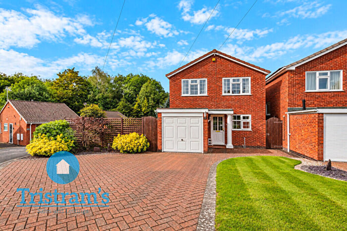 4 Bedroom Detached House For Sale In Spinney Road, Ilkeston, DE7