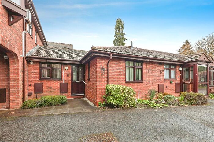 2 Bedroom Semi-Detached Bungalow For Sale In Kenilworth Road, Balsall Common, Coventry, CV7