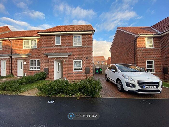 3 Bedroom Semi-Detached House To Rent In Elder Grove, Newcastle Upon Tyne, NE5