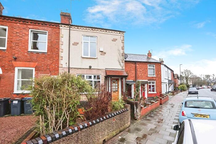 2 Bedroom End Of Terrace House For Sale In Warwards Lane, Birmingham, B29