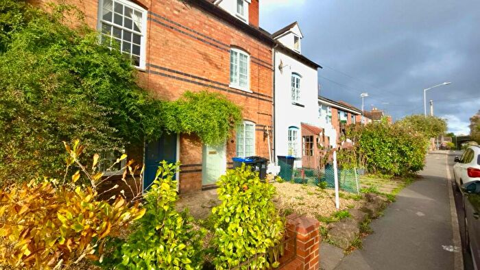 4 Bedroom Terraced House To Rent In Mill End, Kenilworth, CV8