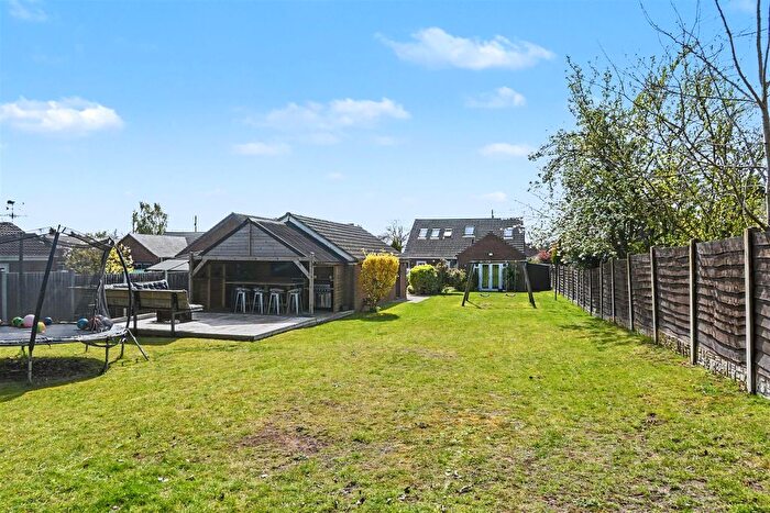 4 Bedroom Detached House For Sale In Brigg Road, Messingham, Scunthorpe, DN17