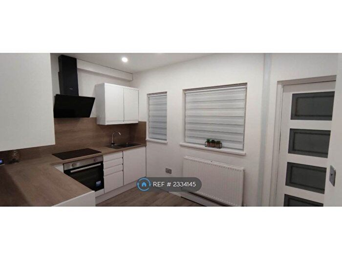 3 Bedroom Semi-Detached House To Rent In Gerards Lane, St. Helens, WA9