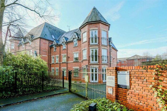 2 Bedroom Flat To Rent In Sandwich Road, Eccles, Manchester M30