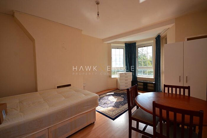 2 Bedroom Property To Rent In Gill Street, London, Greater London., E14