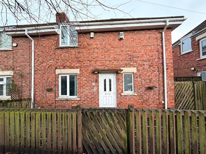 3 Bedroom Semi Detached House To Rent In Broadway, Low Fell, Gateshead, NE9