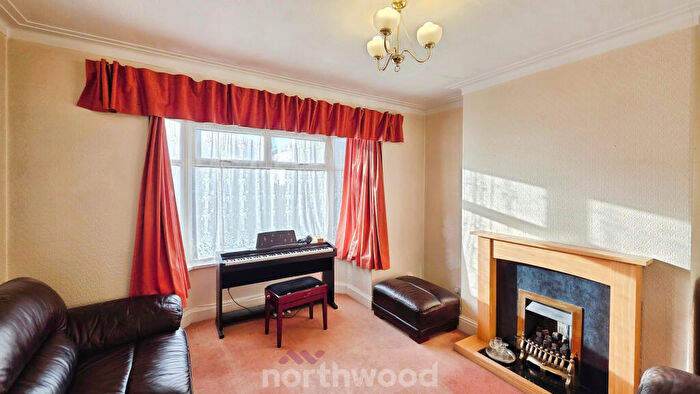 3 Bedroom Semi-Detached House For Sale In Zetland Road, Town Moor, Doncaster, DN2