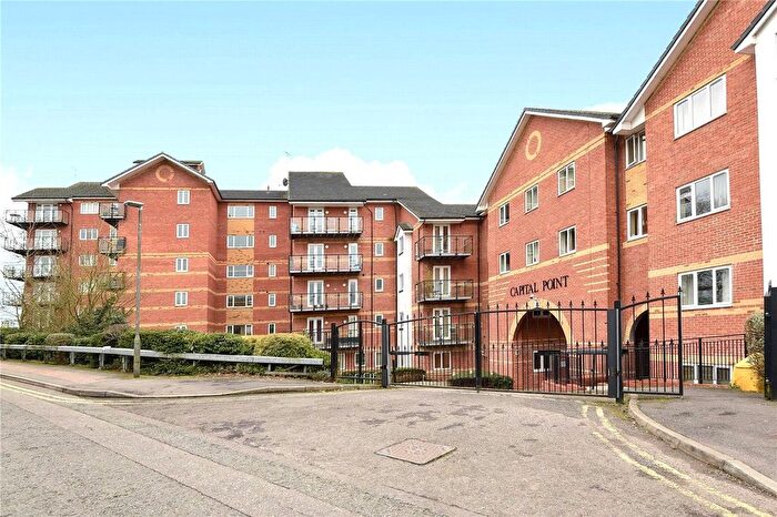 2 Bedroom Flat For Sale In Capital Point, Temple Place, Reading, Berkshire, RG1