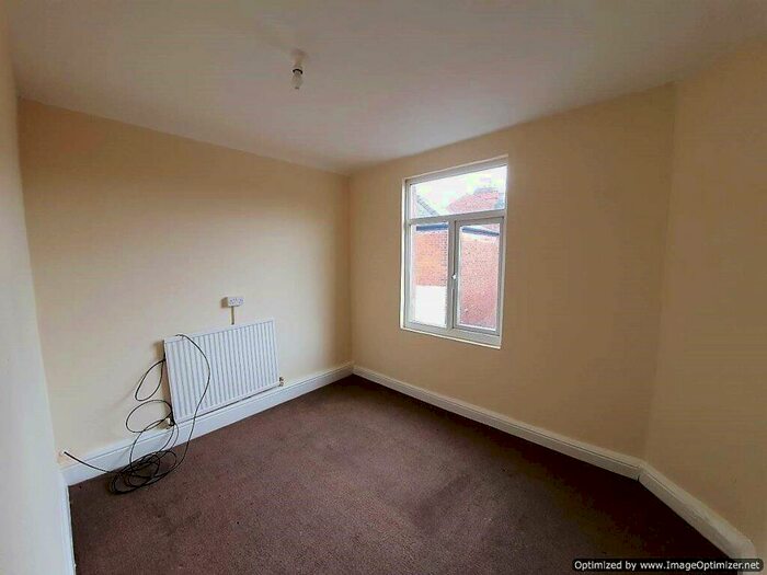 2 Bedroom Flat To Rent In West St, Crewe, CW1