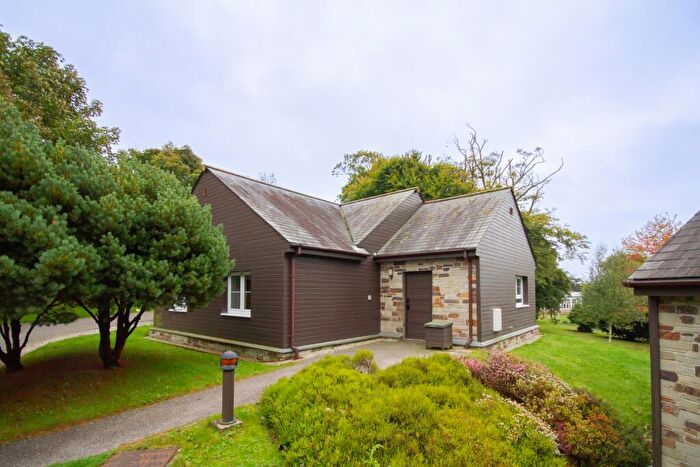 2 Bedroom Lodge For Sale In Trenython Manor, Tywardreath, Par, Cornwall, PL24