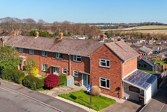 3 Bedroom End Of Terrace House For Sale In Elizabeth Road, Blandford Forum, DT11