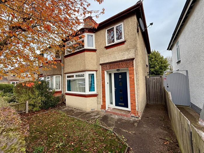 3 Bedroom Semi-Detached House For Sale In Bushland Road, The Headlands, NN3