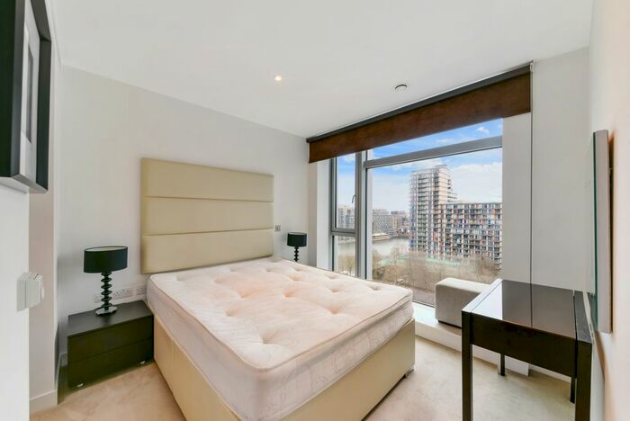 2 Bedroom Flat For Sale In Pan Peninsula Square, Canary Wharf, London, E14