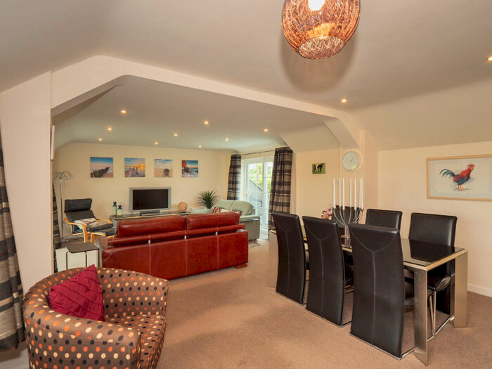 4 Bedroom Detached House For Sale In Kirkcudbright, DG6