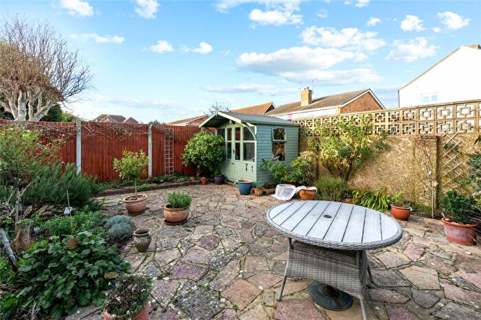 3 Bedroom Detached House For Sale In Willowhayne Avenue, East Preston, Littlehampton, West Sussex, BN16