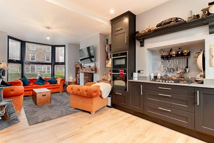 3 Bedroom House For Sale In Cheltenham Mount, Harrogate, HG1