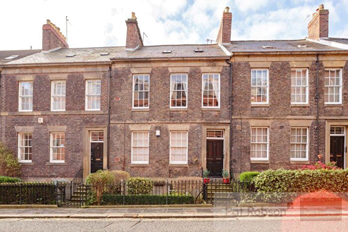 2 Bedroom Flat To Rent In St Thomas Street, Newcastle Upon Tyne, Tyne Amp; Wear, NE1