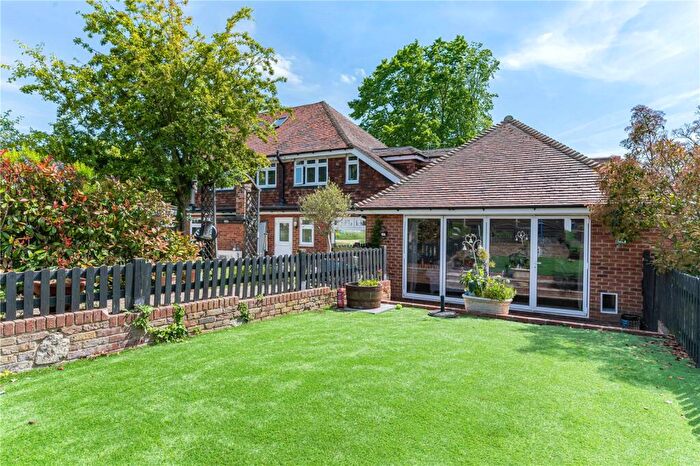 7 Bedroom Detached House For Sale In Hockenden Lane, Swanley, BR8
