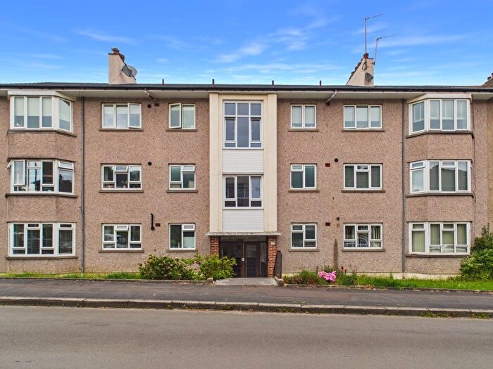 3 Bedroom Flat For Sale In Weymouth Court, Weymouth Drive, Glasgow, G12