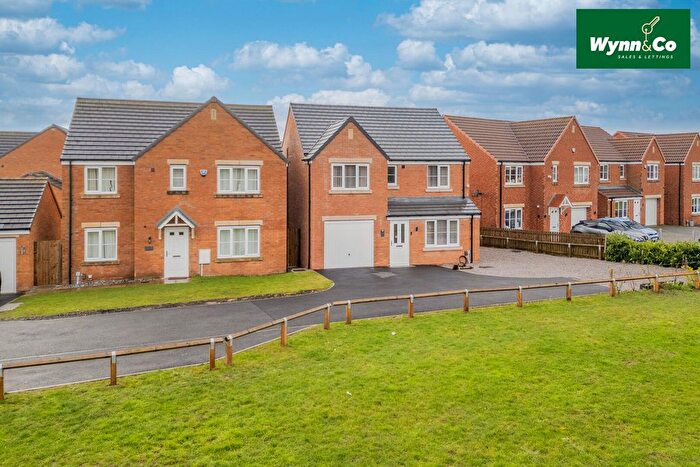 4 Bedroom Detached House For Sale In Ruby Street, Wakefield, WF1