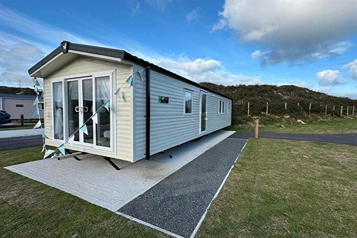 Park Home For Sale In Loggans Road, Loggans, Hayle, TR27