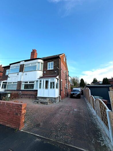 5 Bedroom Semi Detached House For Sale In Parkstone Avenue, Leeds, LS16
