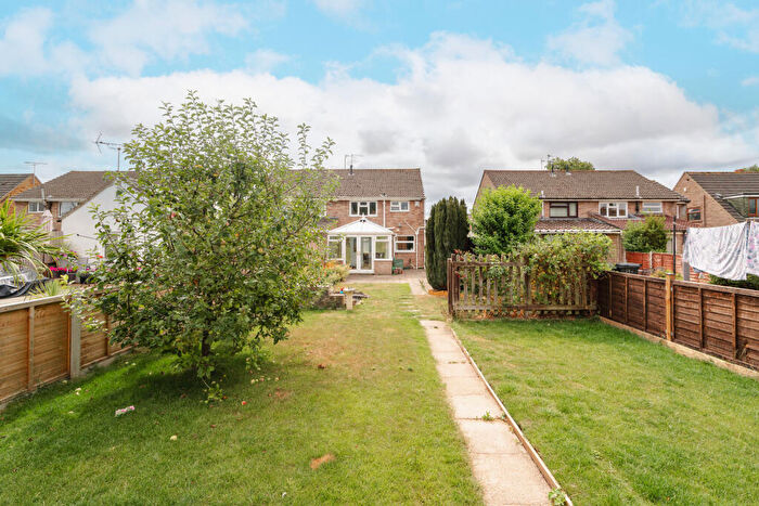 3 Bedroom Semi-Detached House For Sale In Greenlands Way, Henbury, Bristol, BS10