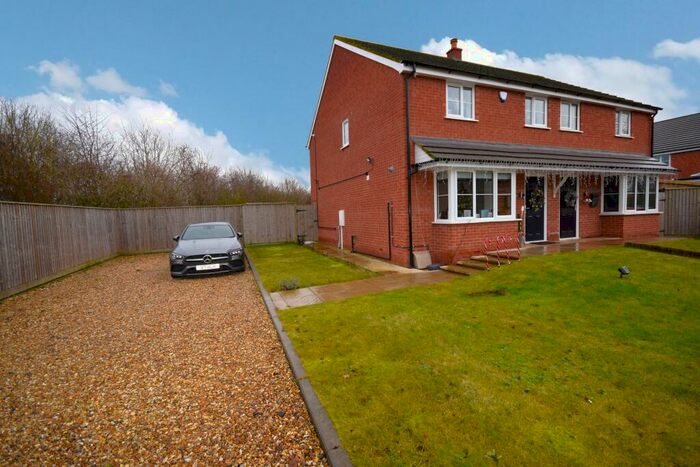 3 Bedroom Semi-Detached House For Sale In Skegness Road, Burgh Le Marsh, PE24