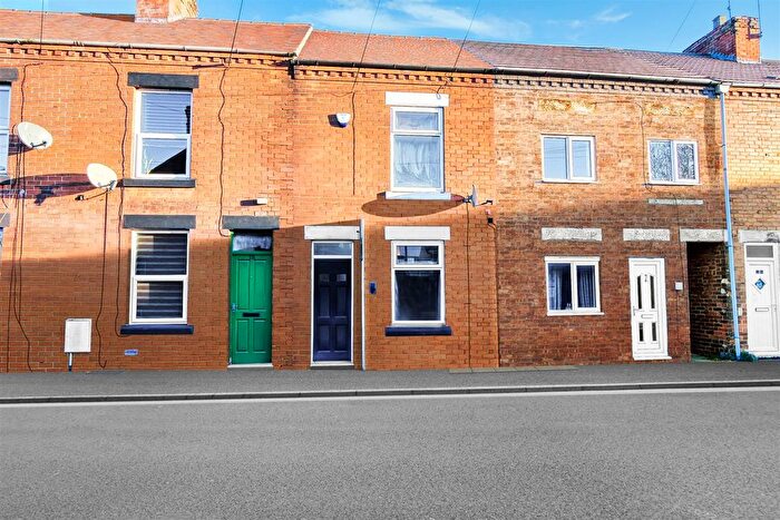 3 Bedroom Terraced House For Sale In New Street, Chesterfield, Derbyshire, S40