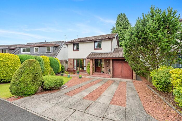 3 Bedroom Detached House For Sale In Brackenrig Crescent, Waterfoot, G76